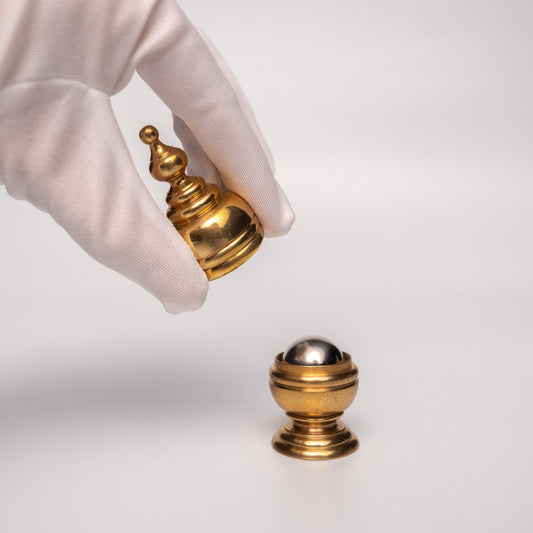 Magic Makers Pocket Size Majestic Ball and Vase