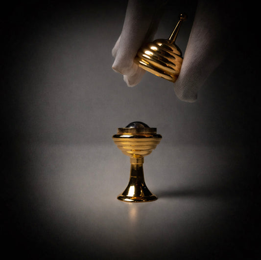 Magic Makers Collector's Ball & Vase - Gold Plated Edition