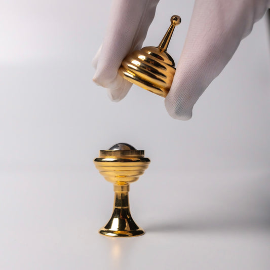 Magic Makers Collector's Ball & Vase - Gold Plated Edition